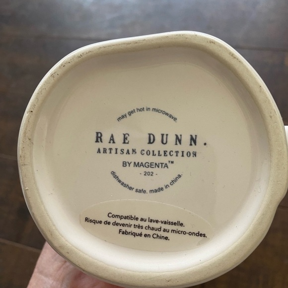 Rae Dunn Love my Peeps mug - Picture 3 of 5